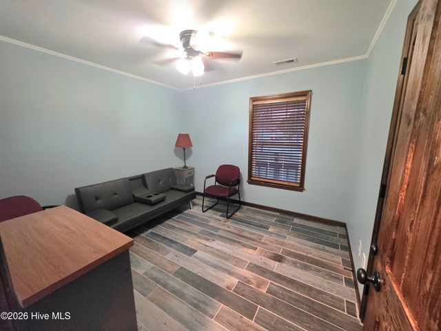 507 Fox Run Road, Jacksonville, NC 28546