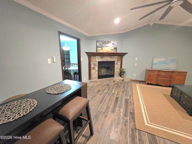 507 Fox Run Road, Jacksonville, NC 28546