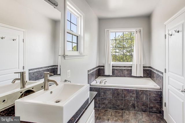9205 HAINES DR, Lorton, VA 22079