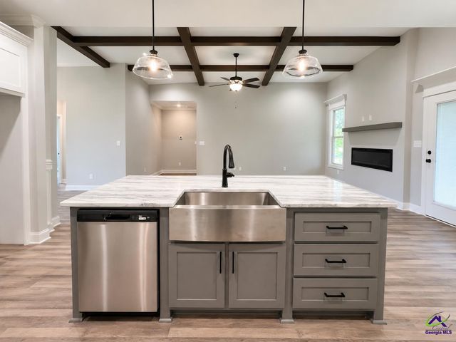 3355 Housers Mill Road, Byron, GA 31008