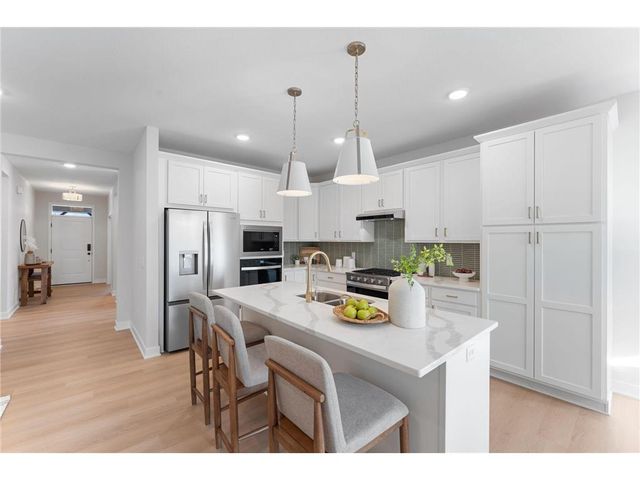 1124 Marlene Avenue, River Falls, WI 54022