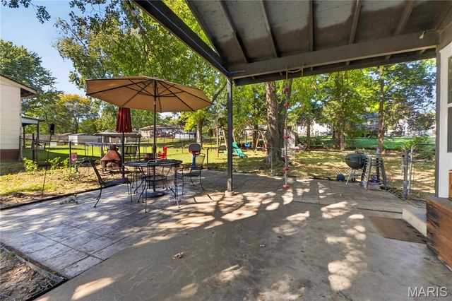 2910 Nantwich Lane, St Charles, MO 63301