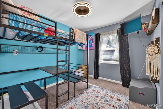 2910 Nantwich Lane, St Charles, MO 63301