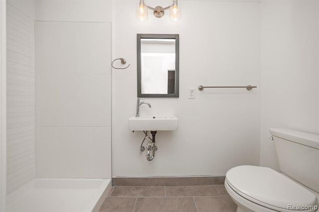 100 Seward Street 212, Detroit, MI 48202