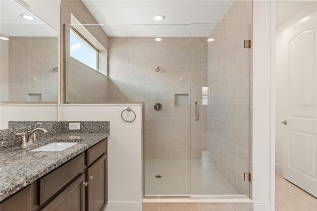 8148 CLEOBURY DRIVE, Orlando, FL 32832