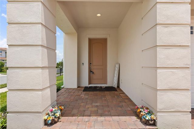 8148 CLEOBURY DRIVE, Orlando, FL 32832