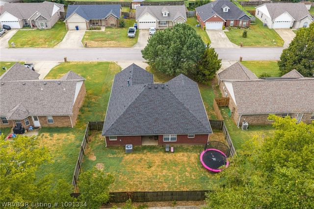 623 Chateau Drive, Fort Smith, AR 72908