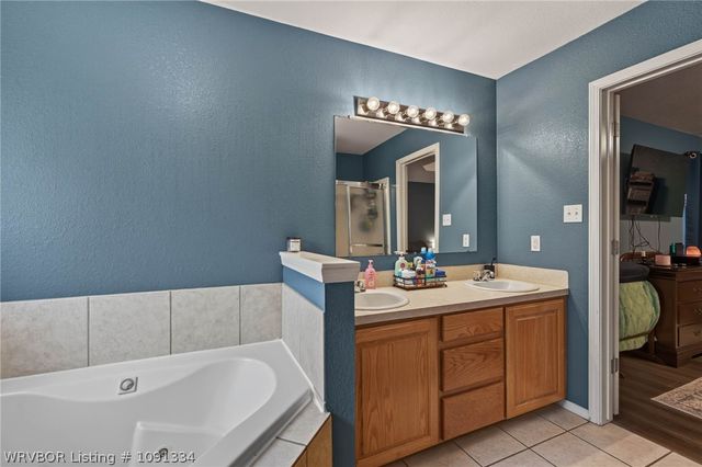 623 Chateau Drive, Fort Smith, AR 72908