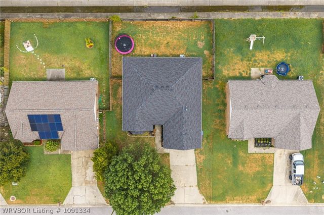 623 Chateau Drive, Fort Smith, AR 72908