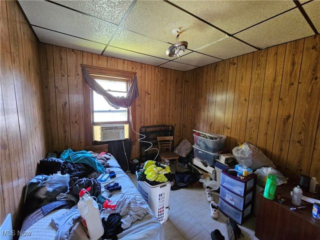 3283 W 48th Street, Cleveland, OH 44102