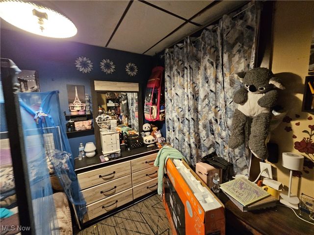 3283 W 48th Street, Cleveland, OH 44102