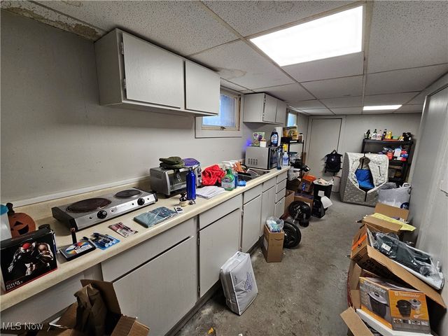 3283 W 48th Street, Cleveland, OH 44102