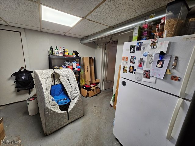 3283 W 48th Street, Cleveland, OH 44102