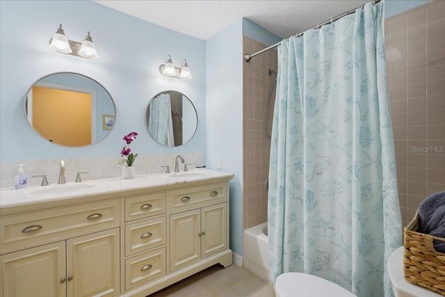 104 WESTROBIN LANE, Palm Coast, FL 32164