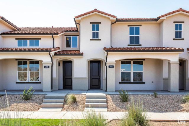 5984 S JASPER RIDGE DR, St. George, UT 84790