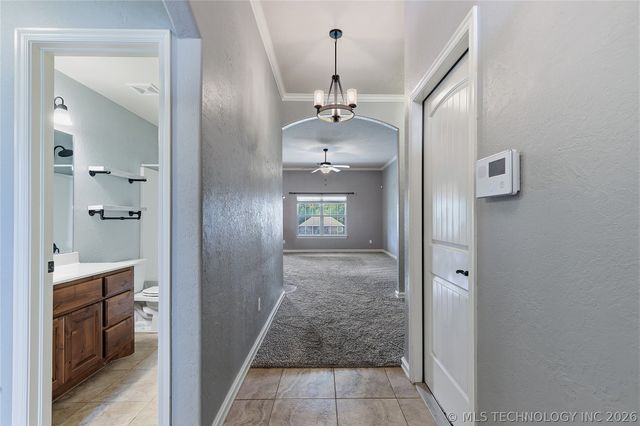 10714 Masters Circle, Jenks, OK 74037