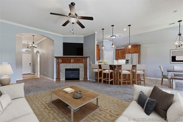 10714 Masters Circle, Jenks, OK 74037