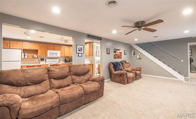 502 Fox Creek Road, Rolla, MO 65401