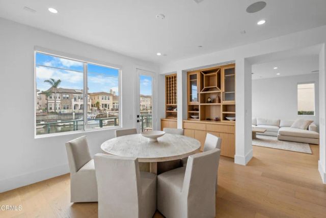 1520 Viewpoint Drive, Oxnard, CA 93035