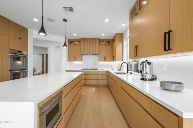 1520 Viewpoint Drive, Oxnard, CA 93035