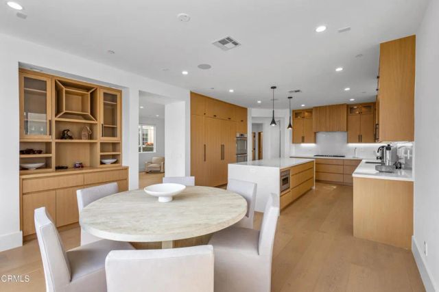 1520 Viewpoint Drive, Oxnard, CA 93035