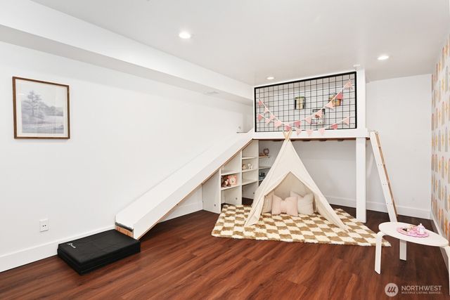 13525 4th Avenue NE, Seattle, WA 98125