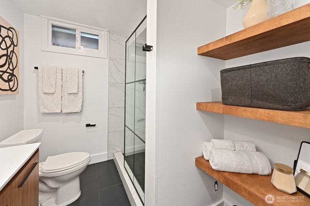 13525 4th Avenue NE, Seattle, WA 98125