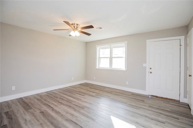 701 SE 10th Street, Bentonville, AR 72712