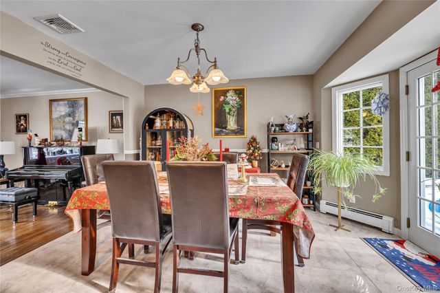 20 Soundview Drive, Shoreham, NY 11786