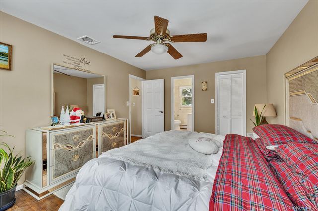 20 Soundview Drive, Shoreham, NY 11786