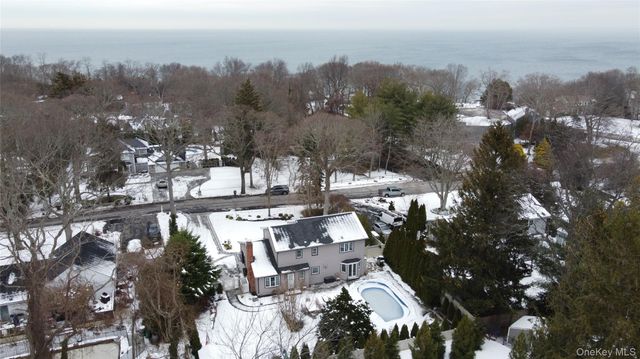 20 Soundview Drive, Shoreham, NY 11786