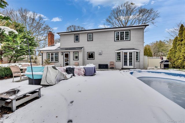 20 Soundview Drive, Shoreham, NY 11786