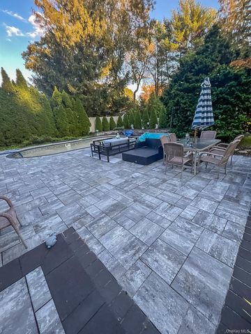 20 Soundview Drive, Shoreham, NY 11786