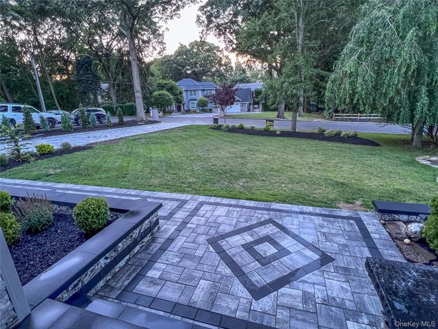 20 Soundview Drive, Shoreham, NY 11786