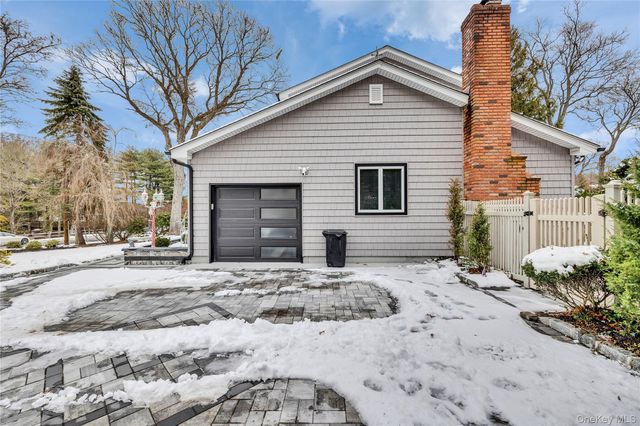 20 Soundview Drive, Shoreham, NY 11786