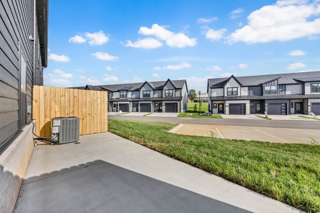 1505 Jonathan Wade Circle, Clarksville, TN 37043