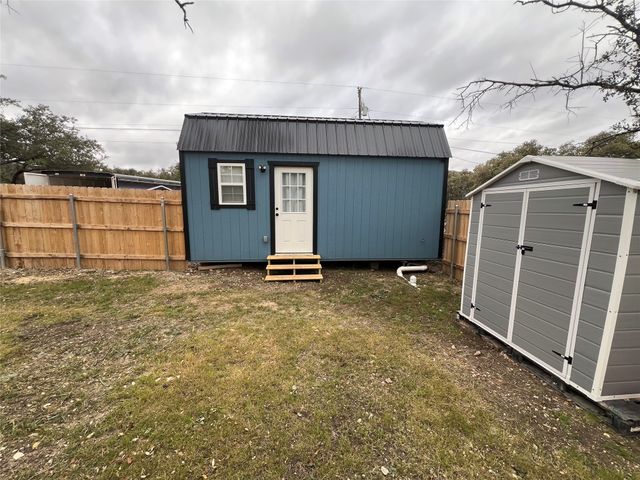 8036 County Road 604, Brownwood, TX 76801