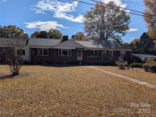 130 McClure Drive, Charlotte, NC 28216