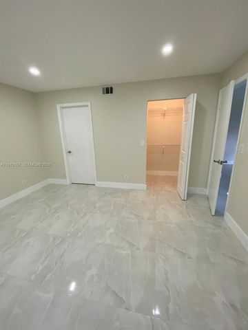 8830 Royal Palm Blvd 202, Coral Springs, FL 33065