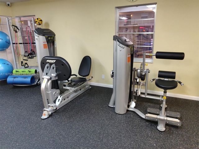 8830 Royal Palm Blvd 202, Coral Springs, FL 33065