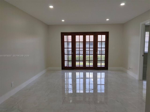 8830 Royal Palm Blvd 202, Coral Springs, FL 33065