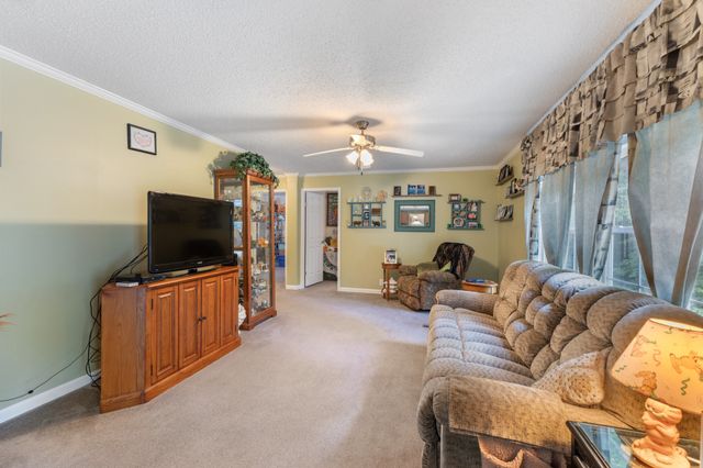 2497 Foster Rd, Cumberland Furnace, TN 37051