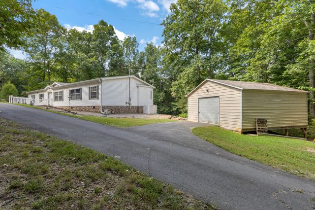 2497 Foster Rd, Cumberland Furnace, TN 37051