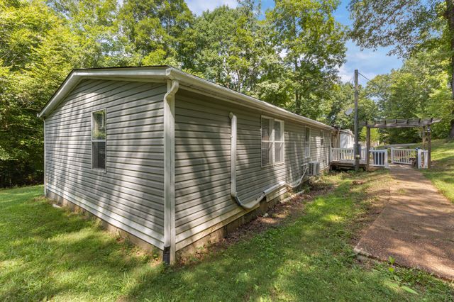 2497 Foster Rd, Cumberland Furnace, TN 37051