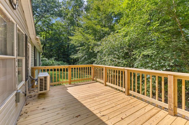 2497 Foster Rd, Cumberland Furnace, TN 37051