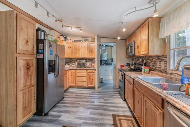 2497 Foster Rd, Cumberland Furnace, TN 37051