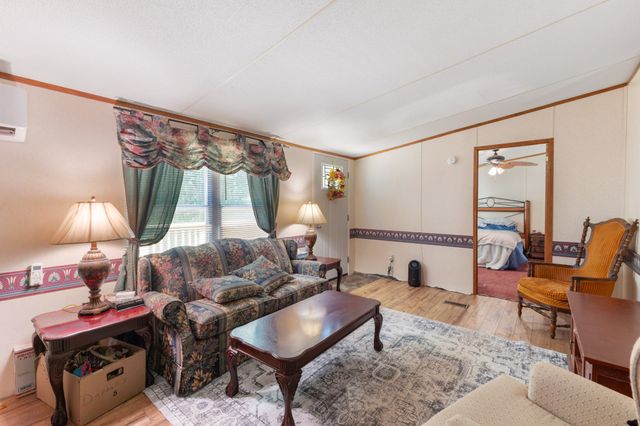 2497 Foster Rd, Cumberland Furnace, TN 37051