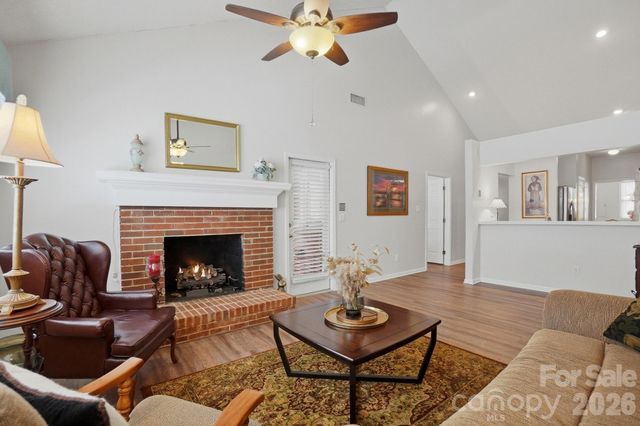 19816 Oak Leaf Circle, Cornelius, NC 28031