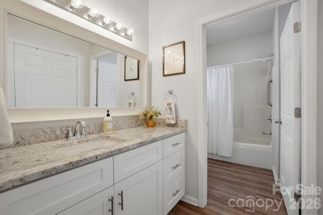 19816 Oak Leaf Circle, Cornelius, NC 28031