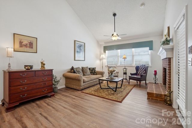 19816 Oak Leaf Circle, Cornelius, NC 28031